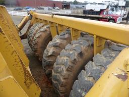 Cat 18-yard Scraper Pan: 4x14.00 Tires