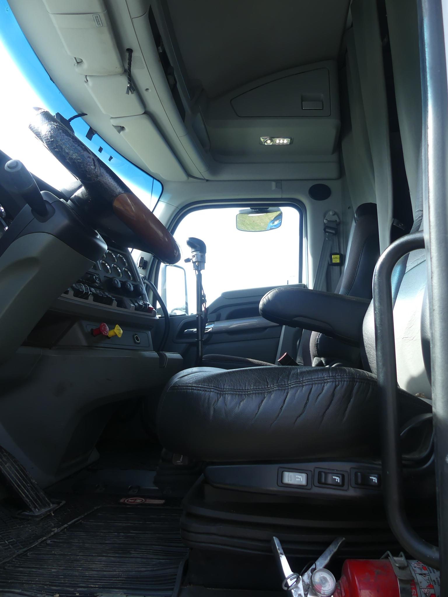 2016 Kenworth T680 Truck Tractor, s/n 1XKYDP9X9GJ129508: T/A, Stand Up Slee