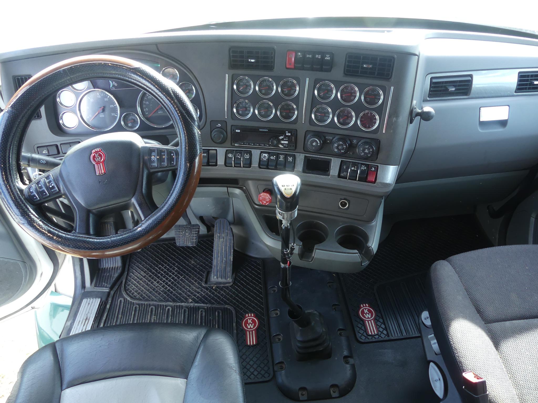 2016 Kenworth T680 Truck Tractor, s/n 1XKYDP9X9GJ129508: T/A, Stand Up Slee