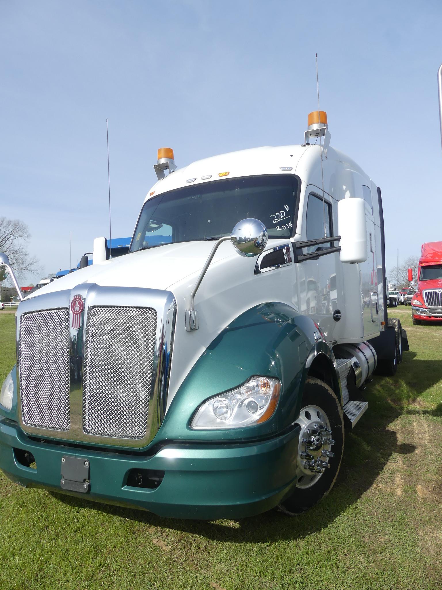 2016 Kenworth T680 Truck Tractor, s/n 1XKYDP9X9GJ129508: T/A, Stand Up Slee