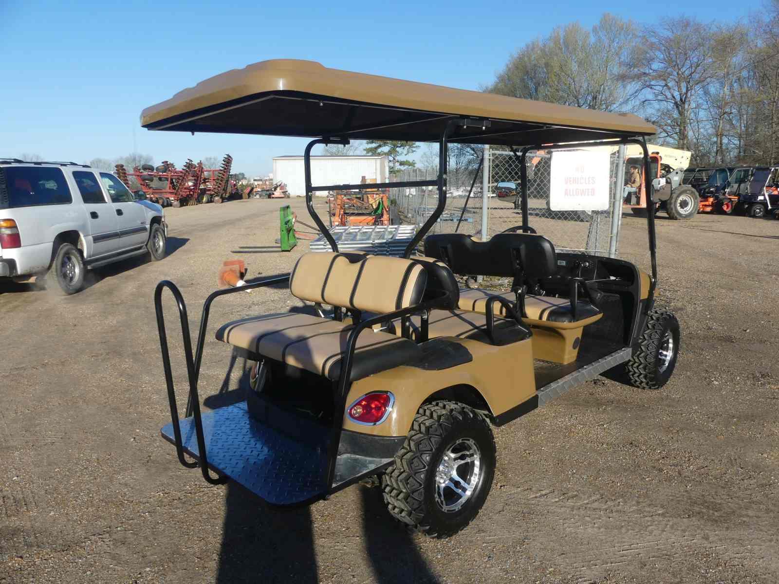 6-seat Electric Golf Cart, s/n GYCY2023040404 (No Title)