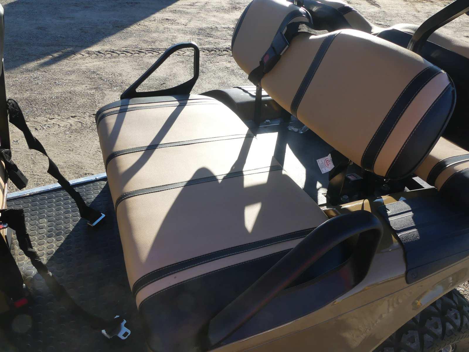 6-seat Electric Golf Cart, s/n GYCY2023040404 (No Title)