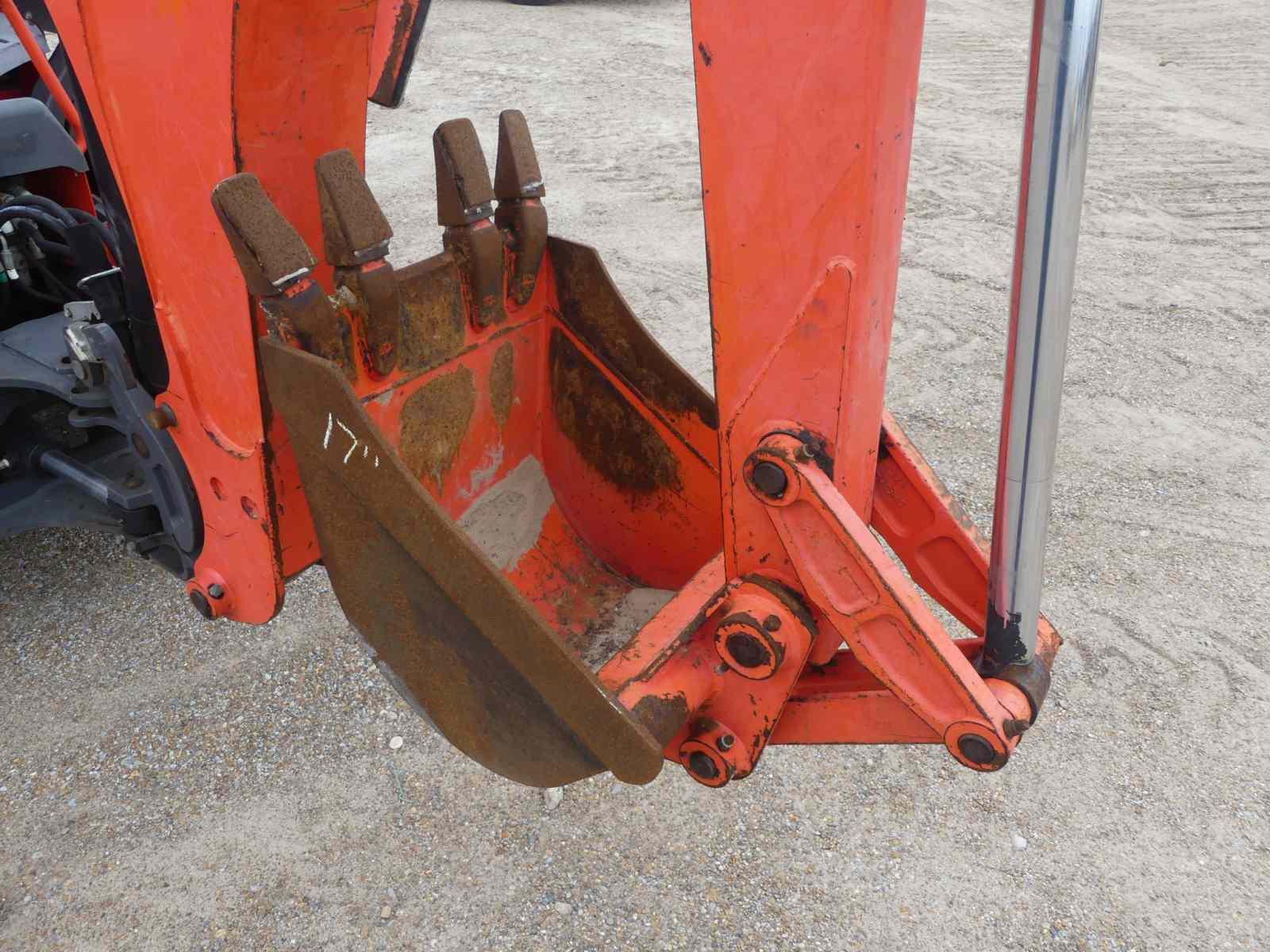 2018 Kubota L47 Loader Backhoe, s/n 51630: Canopy, Hydrostatic, Meter Shows