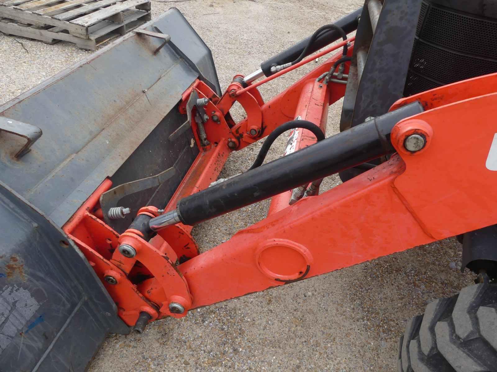 2018 Kubota L47 Loader Backhoe, s/n 51630: Canopy, Hydrostatic, Meter Shows