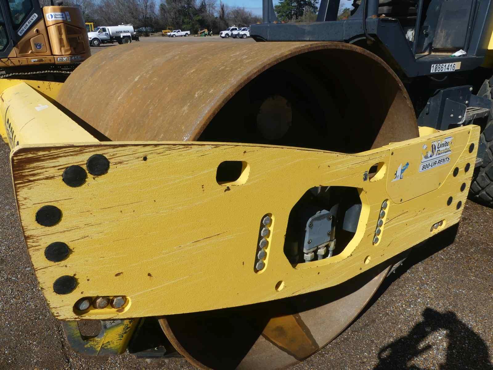 2018 Bomag BW211D-5 Vibratory Smooth Drum Compactor, s/n 101586081510: Cano
