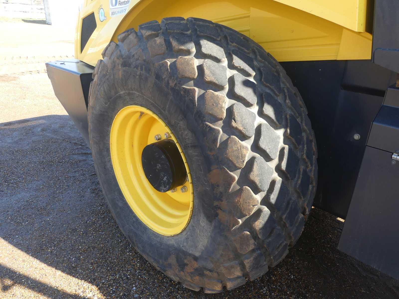 2018 Bomag BW211D-5 Vibratory Smooth Drum Compactor, s/n 101586081510: Cano