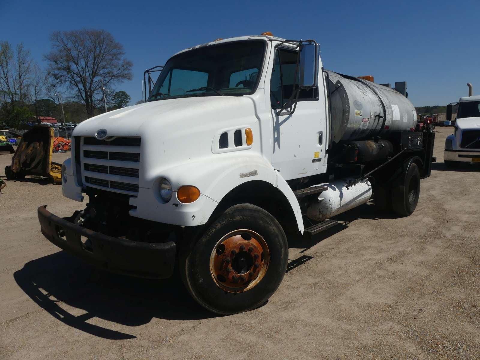 2000 Sterling Asphalt Truck, s/n 2FZHRJAA8YAB33438 (Title Delay): S/A, 5/2-