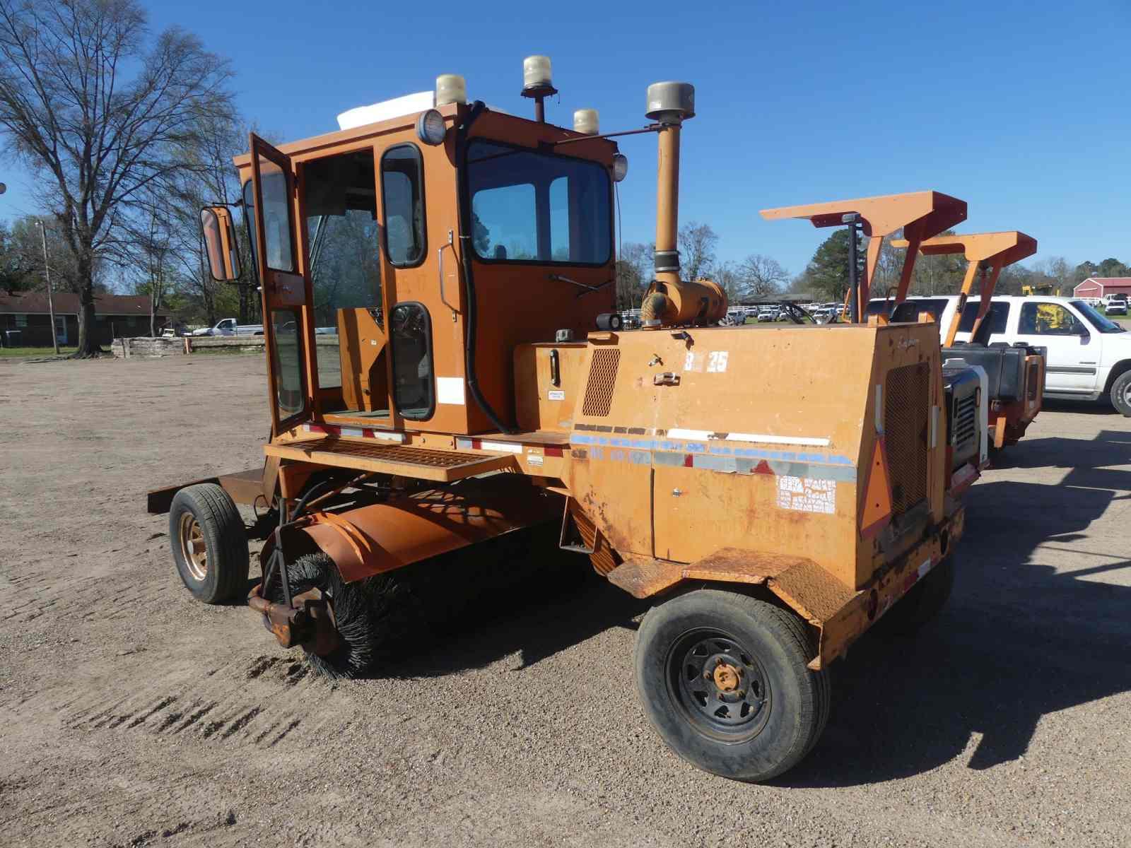 Broce RC300 Sweeper, s/n 88068: Encl. Cab