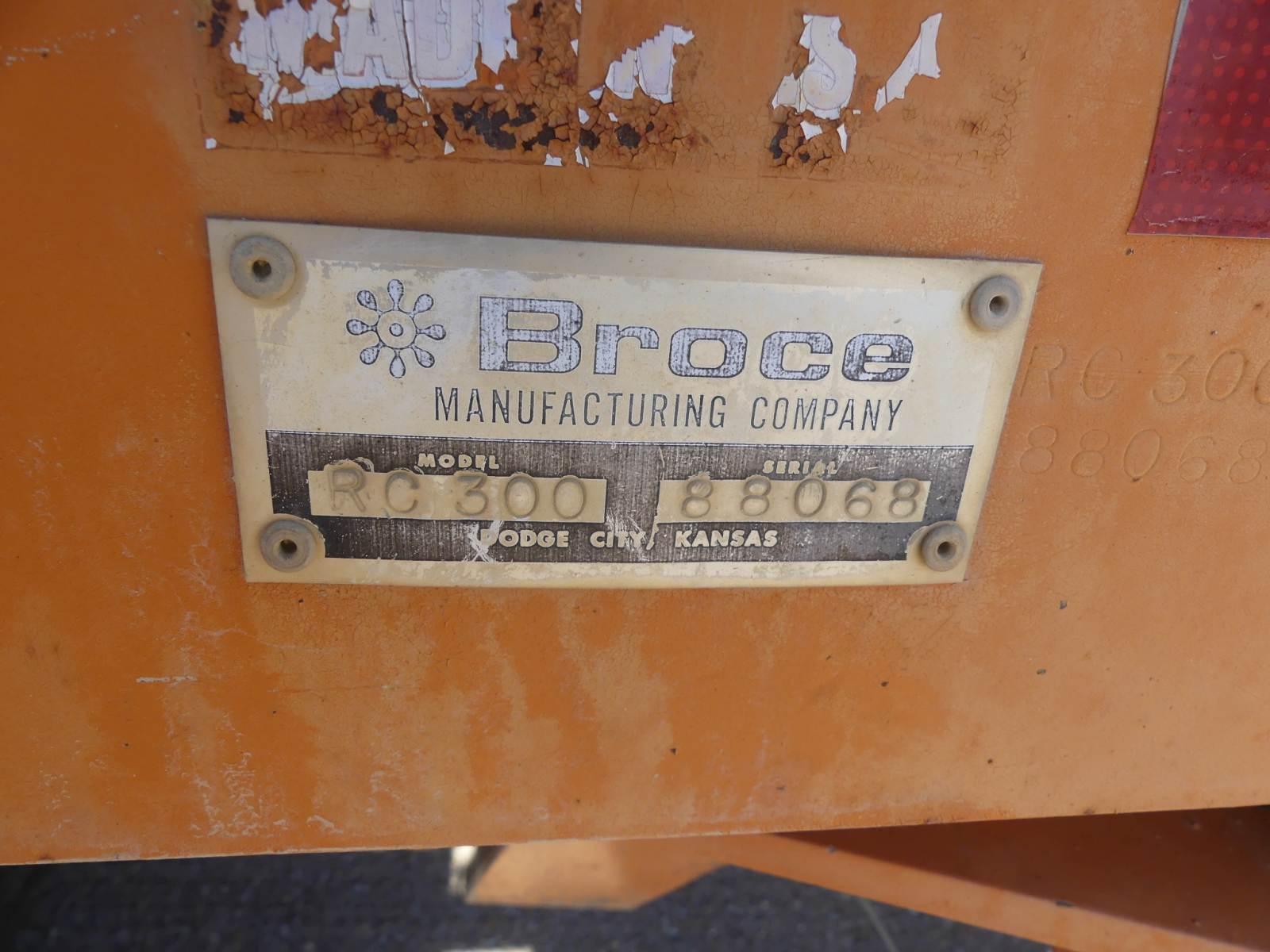Broce RC300 Sweeper, s/n 88068: Encl. Cab