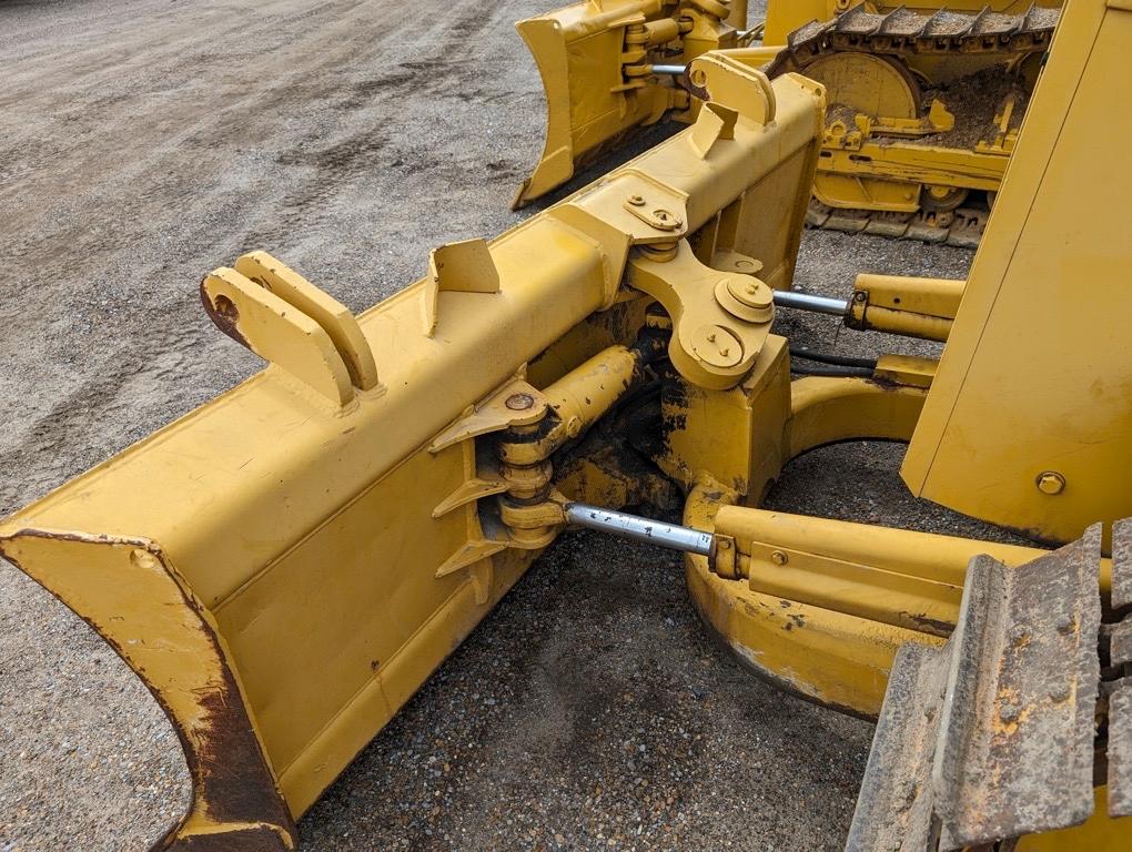 John Deere 450G LGP Dozer, s/n T0450GF747322: Canopy, Sweeps, Screens, 6-wa