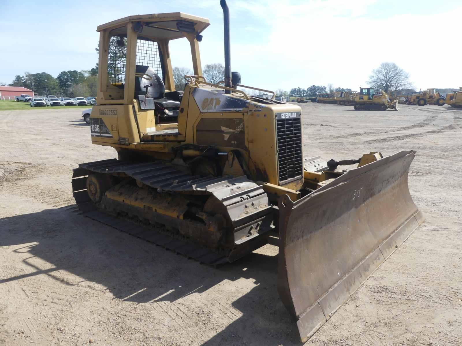 2007 Cat D5G LGP Dozer, s/n RKG03553: Canopy, Screen 6-way Blade, Pull Bar,