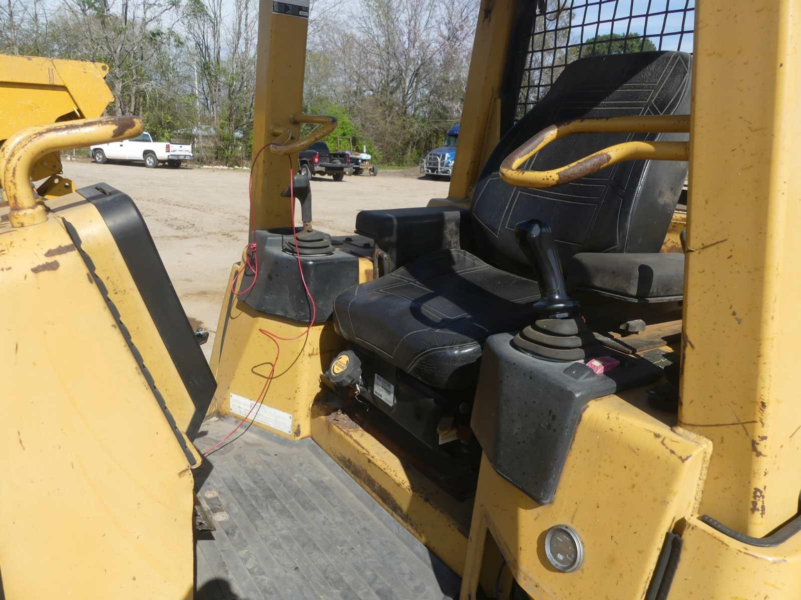 2007 Cat D5G LGP Dozer, s/n RKG03553: Canopy, Screen 6-way Blade, Pull Bar,