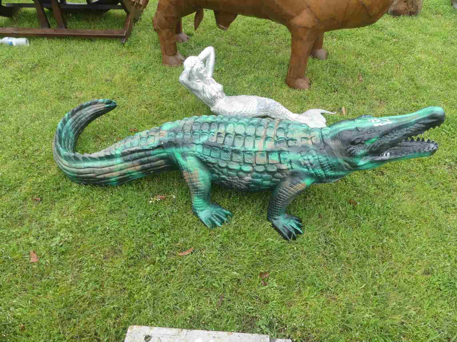 Metal Alligator