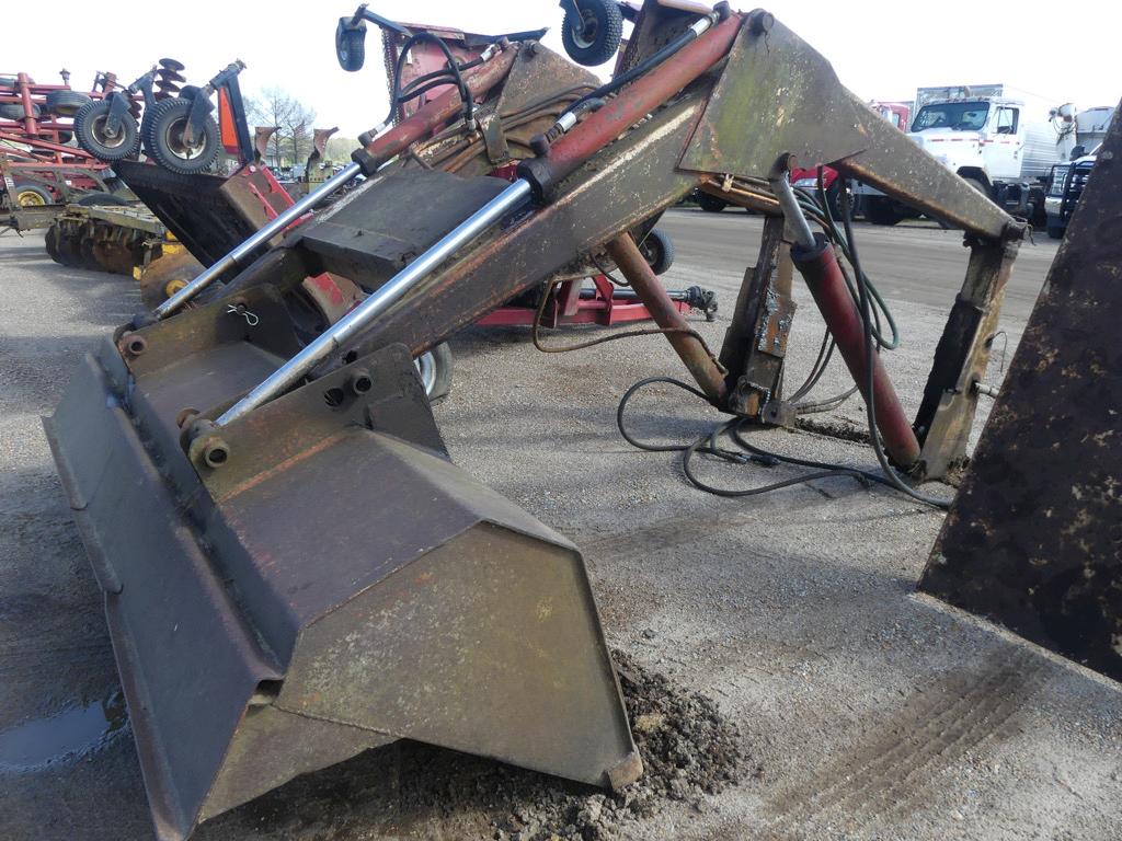 Loader and Canopy off IH 966