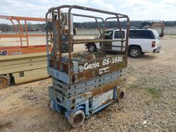 Genie GS-1930 Scissor-type Manlift, s/n 40189 (Salvage)