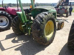 John Deere 2640 Tractor (Salvage)