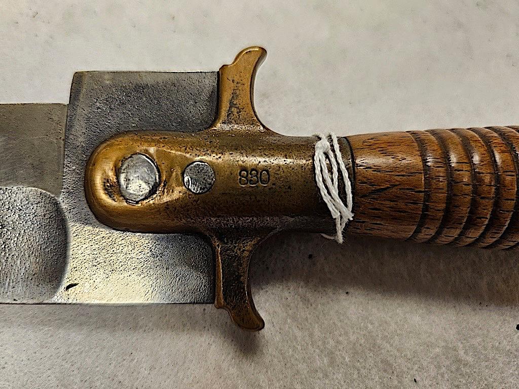 US SPRINGFIELD HOPSITAL CORE KNIFE NO SHEATH S/N 880