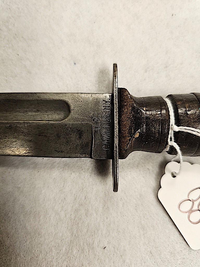 US CAMILLUS NY FIGHTING KNIFE LEATHER HANDLE NO SHEATH