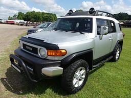 2007 Toyota FJ Cruiser 4WD, s/n JTEBU11F470036043: Ext. Cab, Odometer Shows