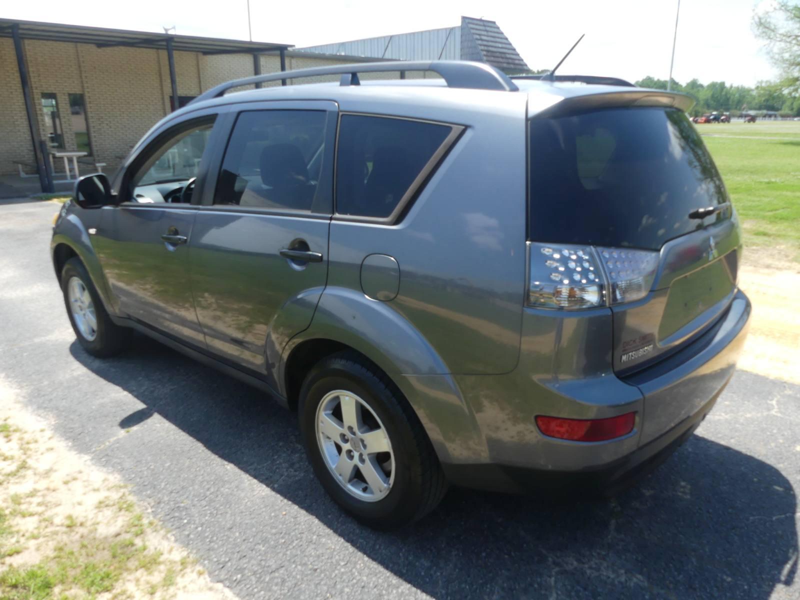 2007 Mitsubishi Outlander, s/n JA4MS31X67V014474: 4-door, 3.0L Gas Eng., Au