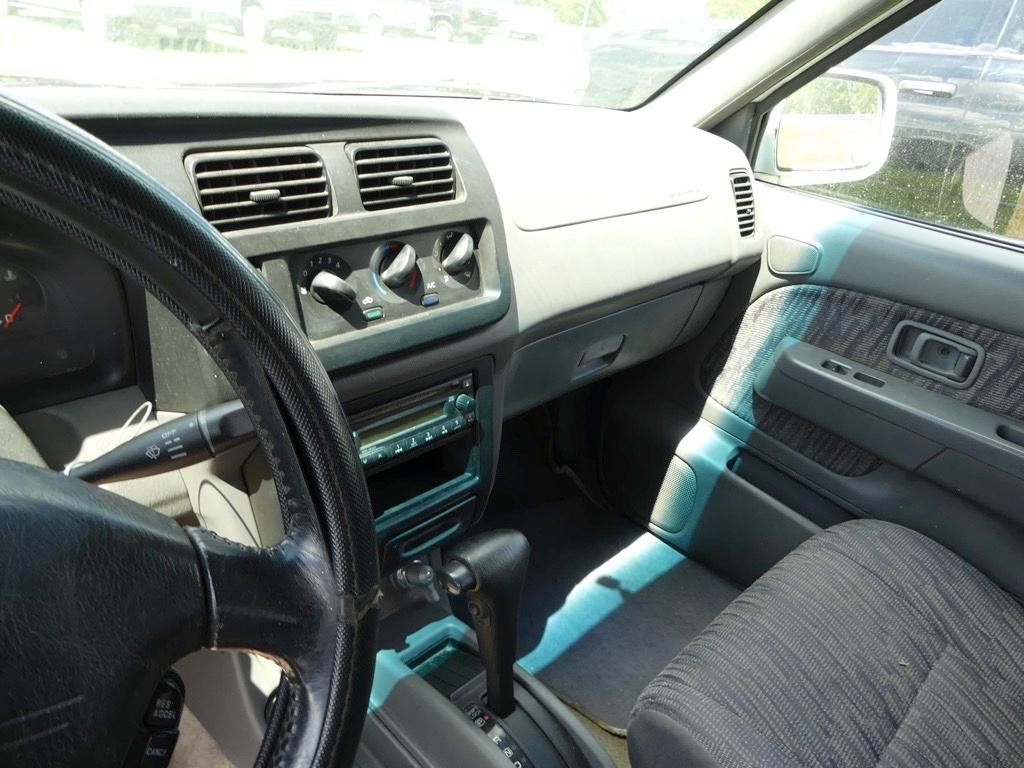 2000 Nissan Frontier Pickup, s/n 1N6ED27T5YC394639 (Title Delay): 4-door, H