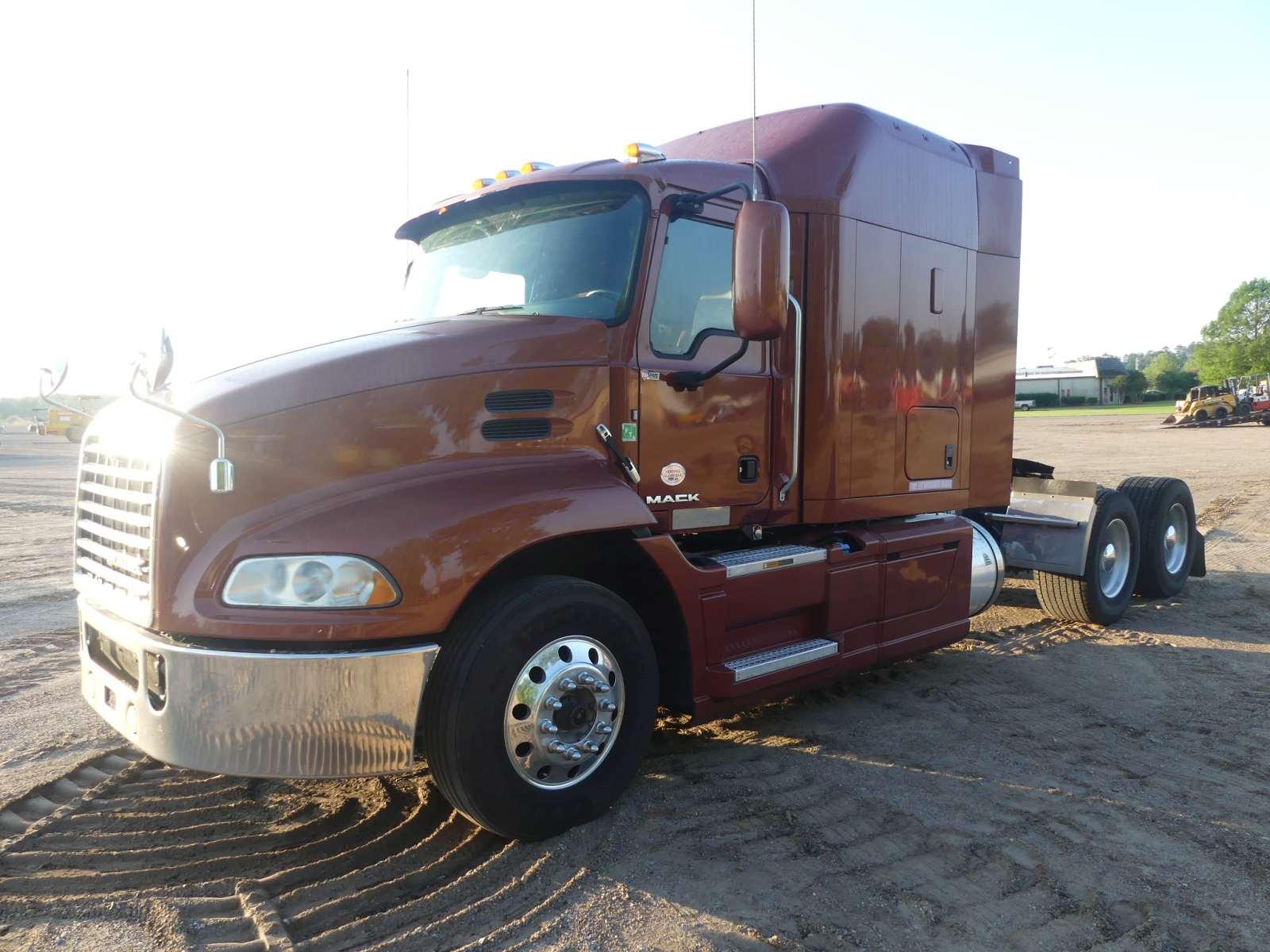 2017 Mack CXU613 Truck Tractor, s/n 1M1AW07Y2HM081294: T/A, 60" Mid Roof Sl