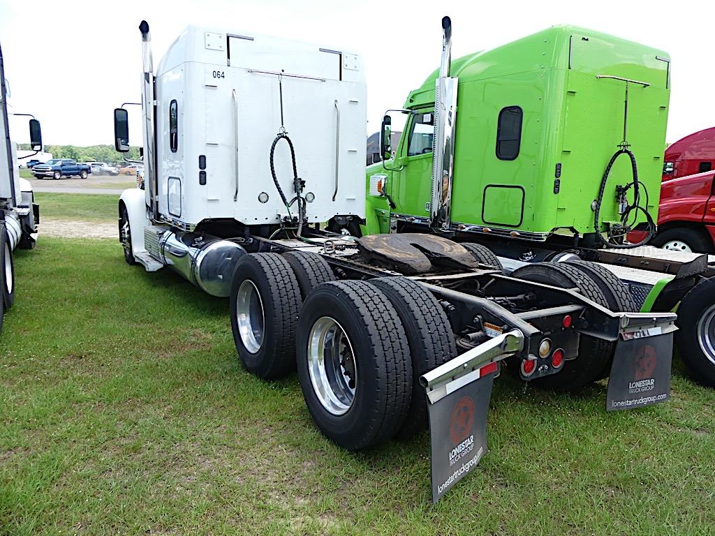 2016 Freightliner Coronado 132 Truck Tractor, s/n 3ALXFBCG9G0GU3926: Glider