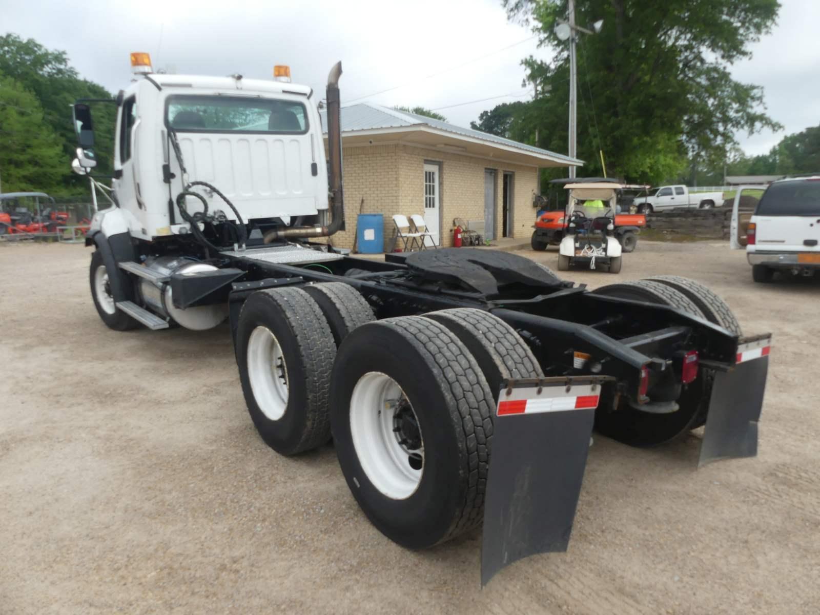 2014 Freightliner 114SD Truck Tractor, s/n 1FUJG3DU4EHFL5781 (Title Delay):