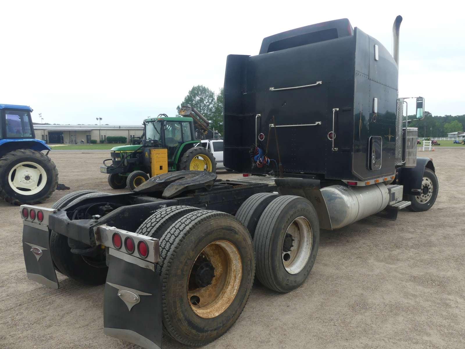 1991 Peterbilt 379 Truck Tractor, s/n 1XP5DB9X2MN311054: T/A, Stand Up Slee