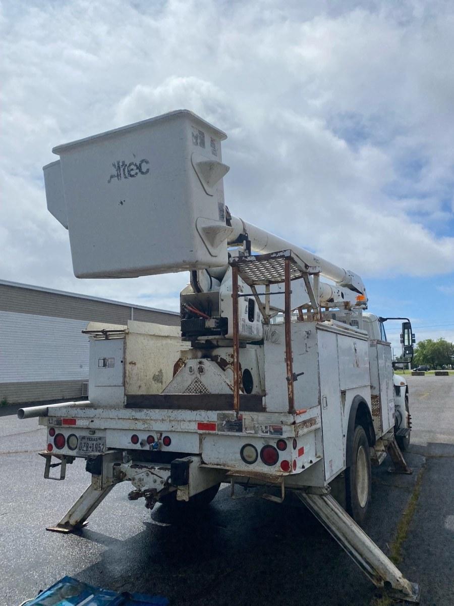 2007 International 4300 Bucket Truck, s/n 1HTMVAAN77H416891 (Selling Offsit