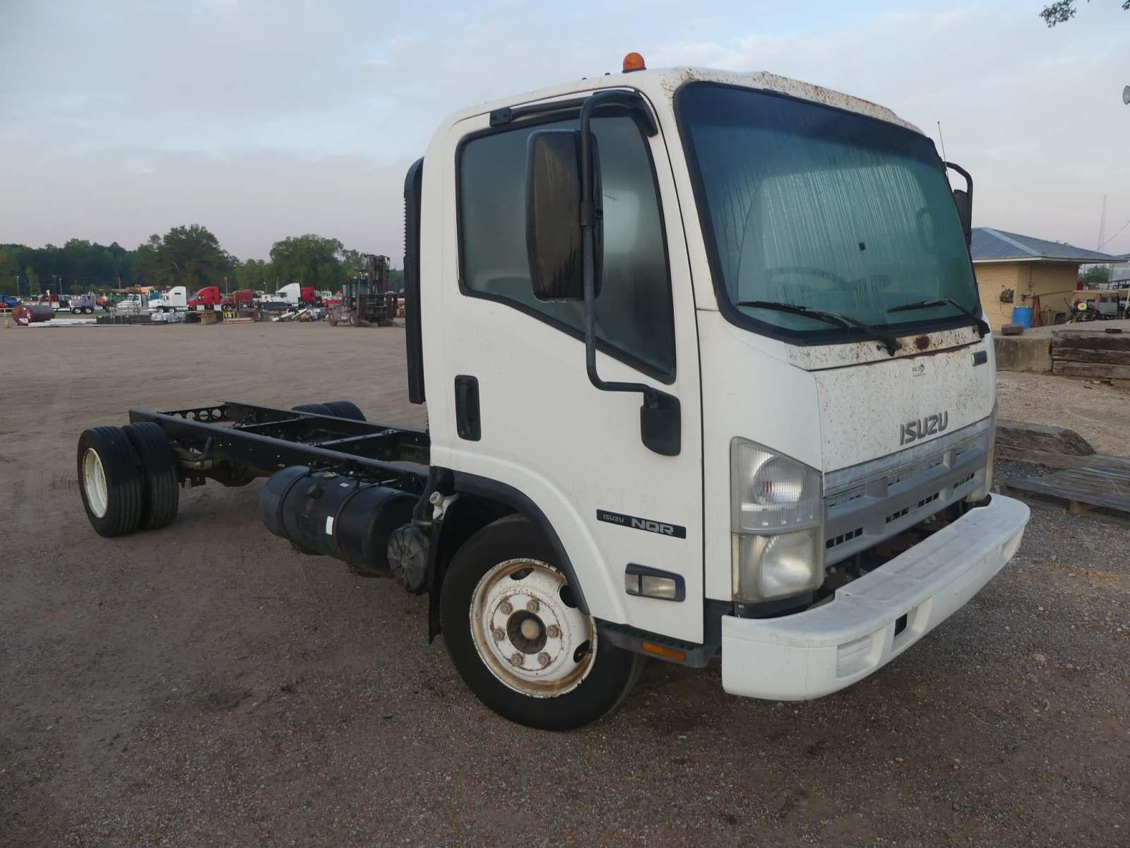 2008 Isuzu NQR Cab & Chassis Truck, s/n JALE5W16387900034: Cabover, Diesel