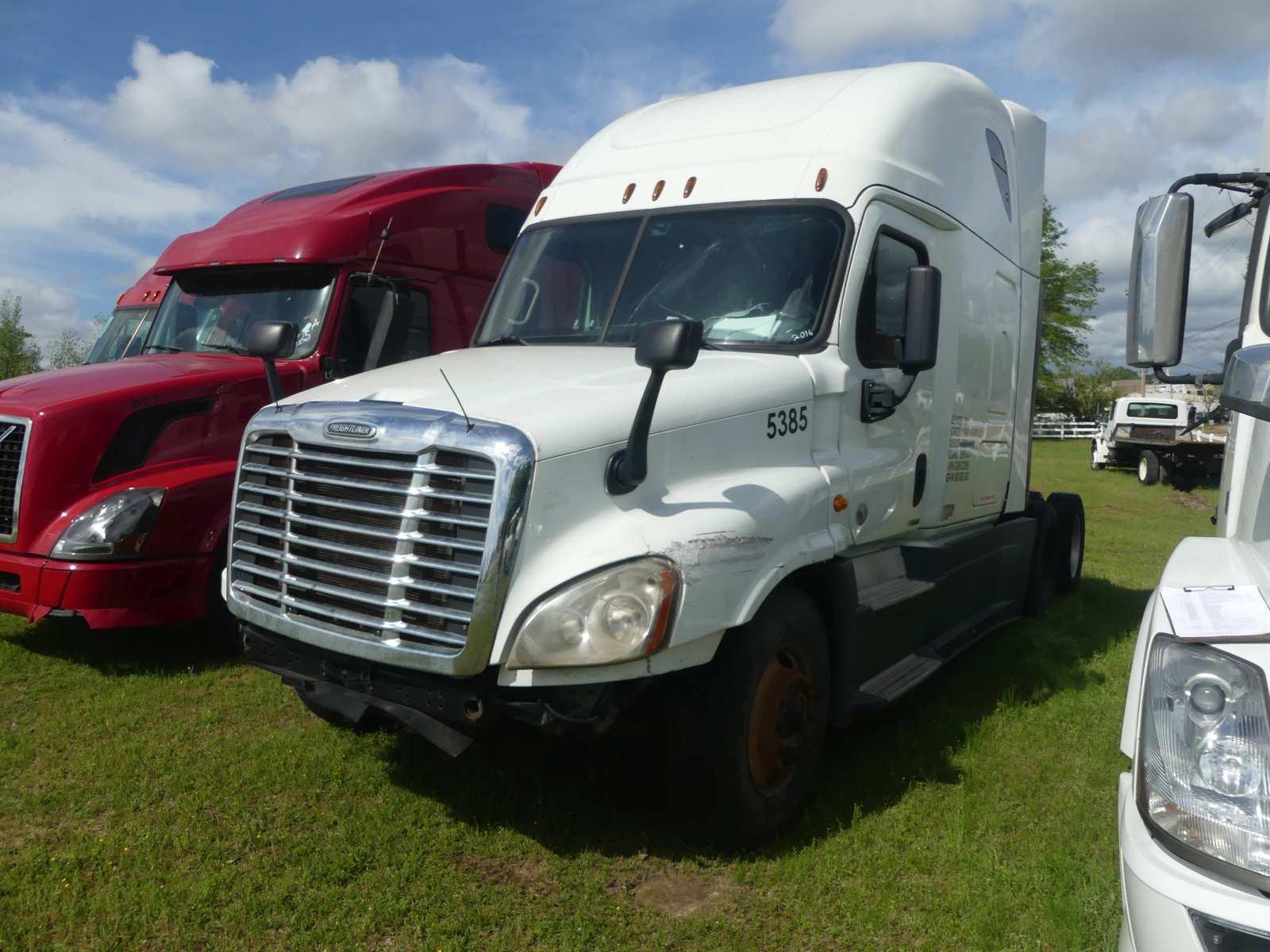 2016 Freightliner Cascadia Truck Tractor, s/n 3AKJGLD55GSHC0258 (Inoperable