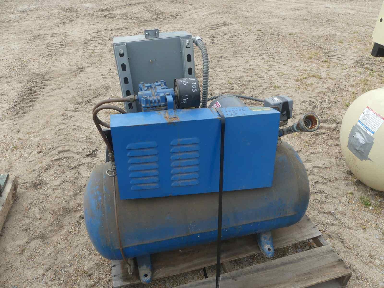 Emqlo Air Compressor, s/n 7198400