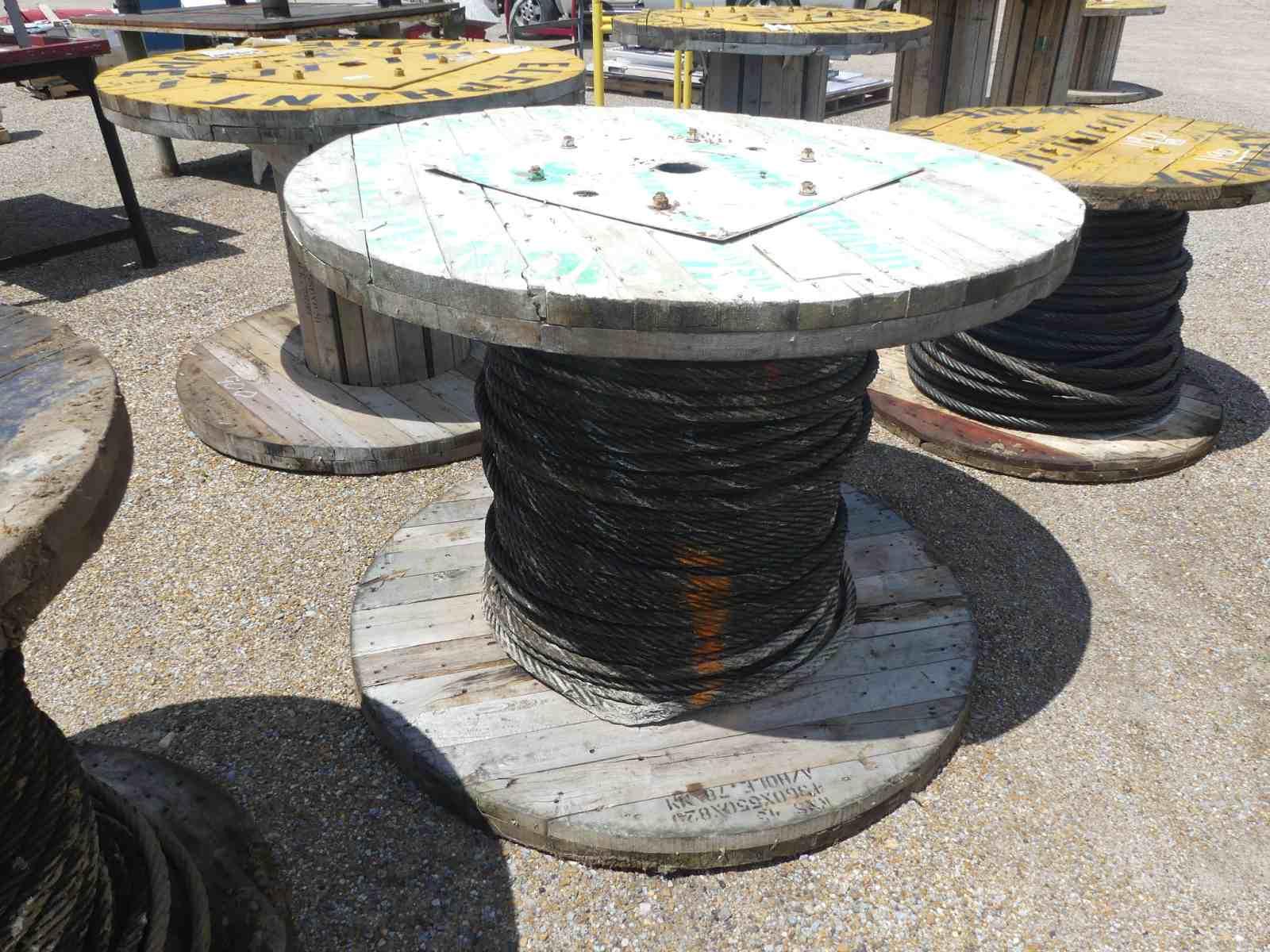 Wooden Cable Spool w/ Approx. 900' of 1" Cable