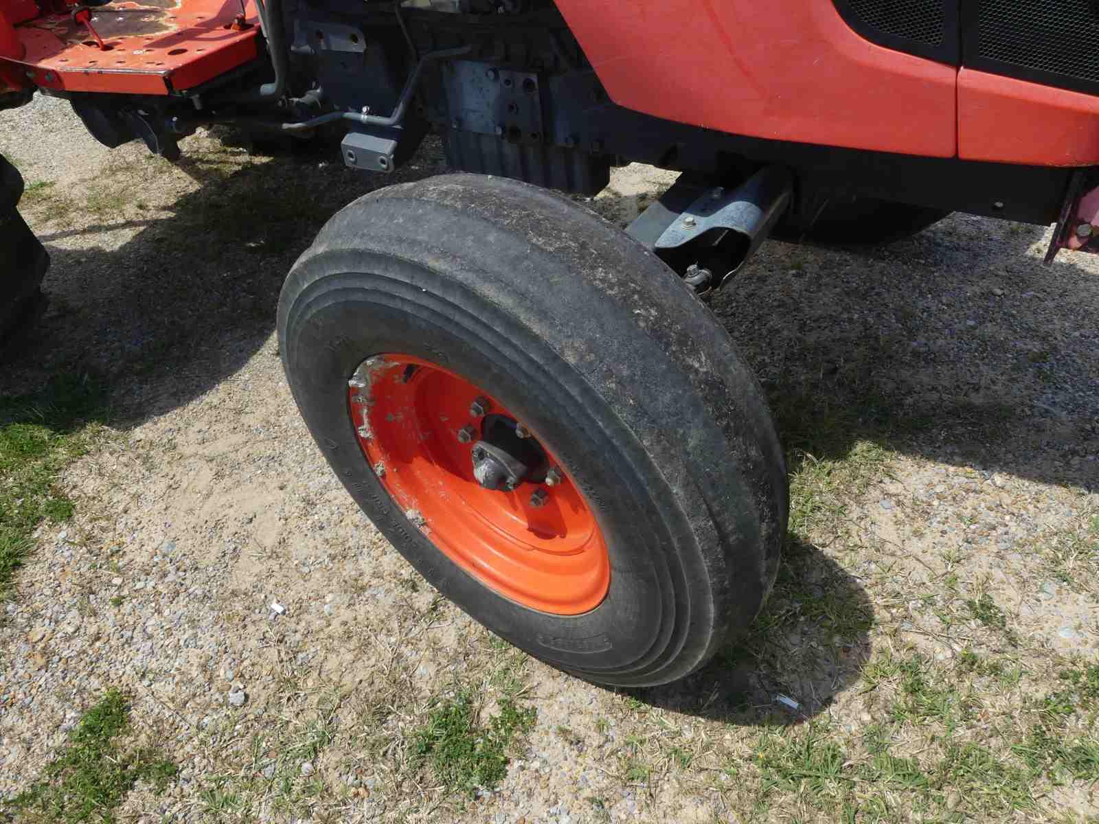 Kubota MX4700 Tractor, s/n 11552: 2wd, Rollbar, 3PH, Drawbar, PTO, Meter Sh