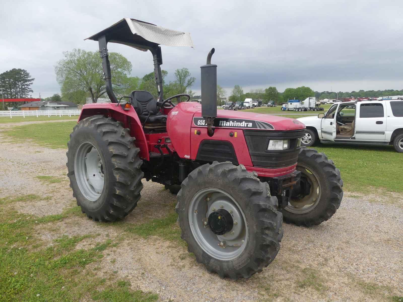 Mahindra 6530 MFWD Tractor, s/n P30T1655: Rollbar Canopy, Syncro Shuttle, 3