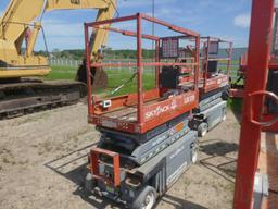 2015 Skyjack SJIII-3219 Scissor-type Manlift, s/n 22079594: Meter Shows 207