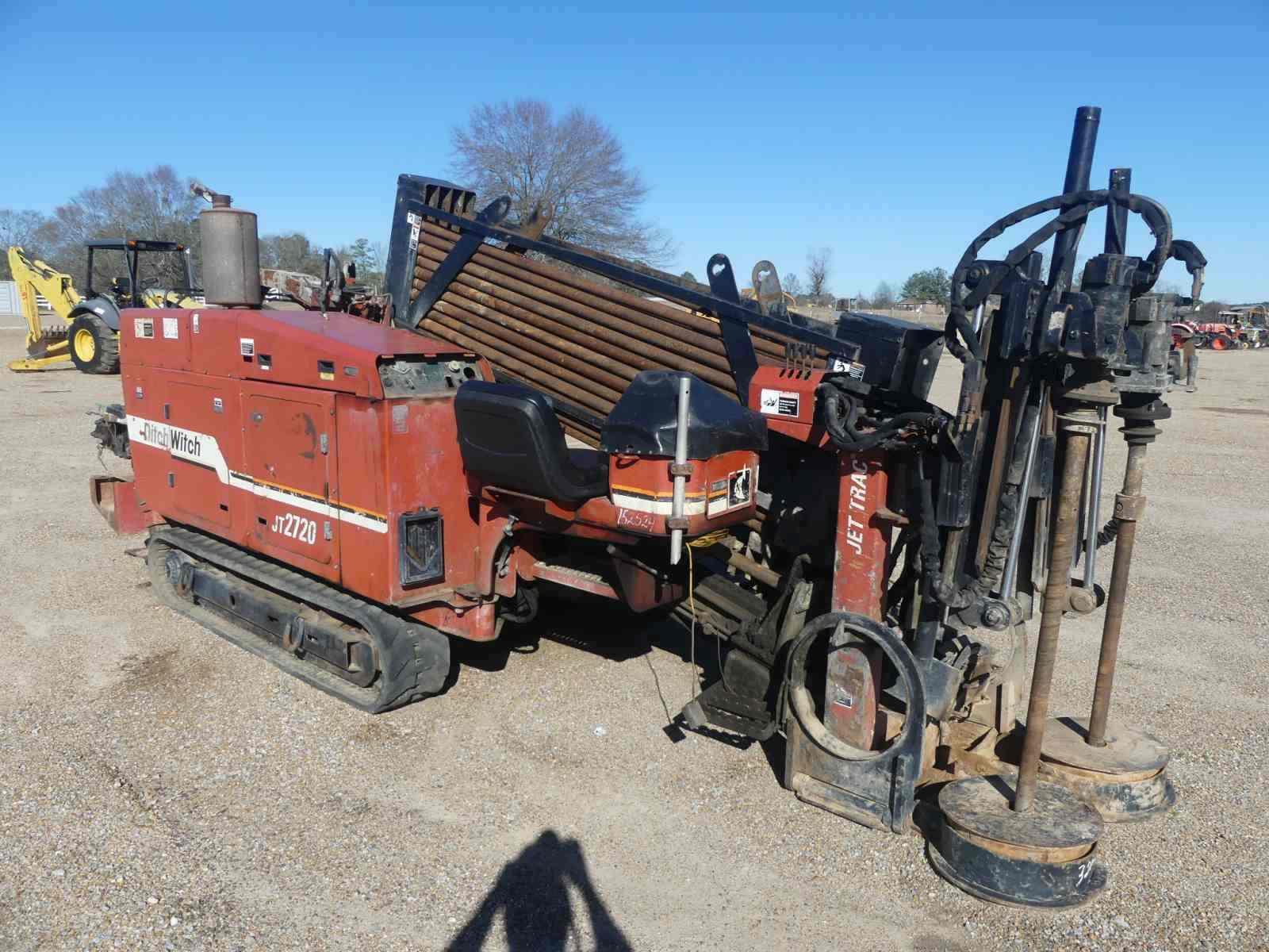 Ditch Witch JT2720 Boring Unit, s/n 2T2110: w/ Pipes, Meter Shows 5134 hrs