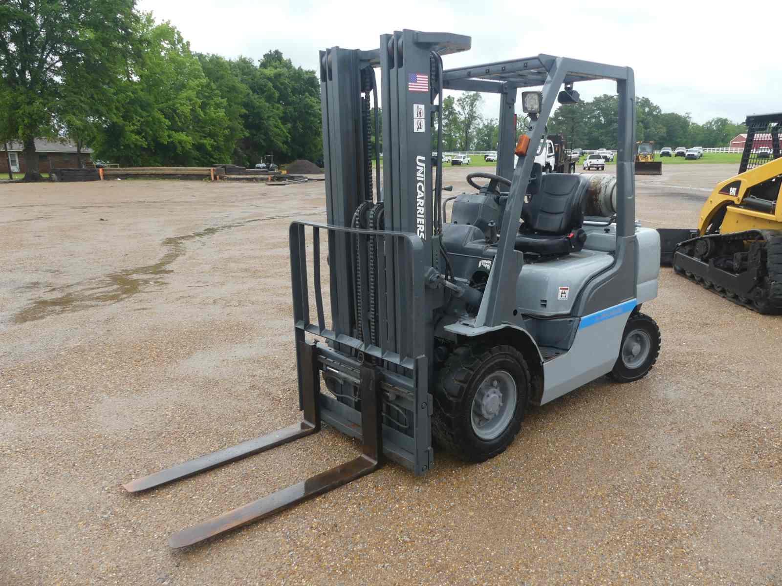 Nissan MPL02A25LV Forklift, s/n PL02-9H1341: Canopy, LP Gas, Pneumatic Tire