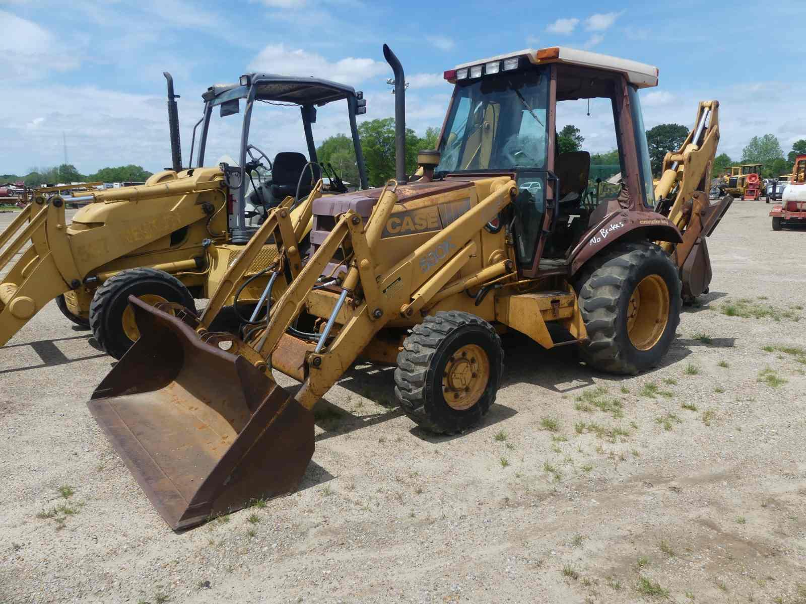 Case 580K Loader Backhoe, s/n JJG0018481: Meter Shows 9520 hrs