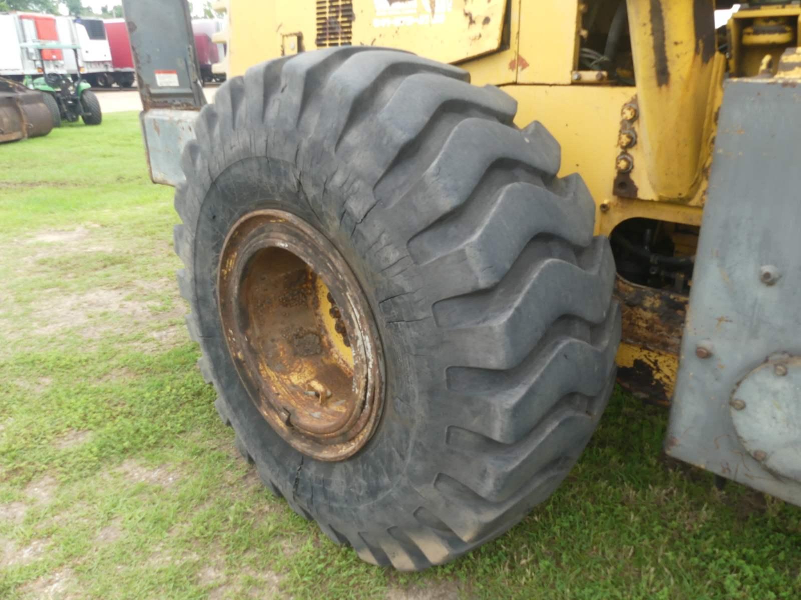 Komatsu WA380-3L Rubber-tired Loader, s/n A50205: Encl. Cab, Hyd. QC Bkt.,