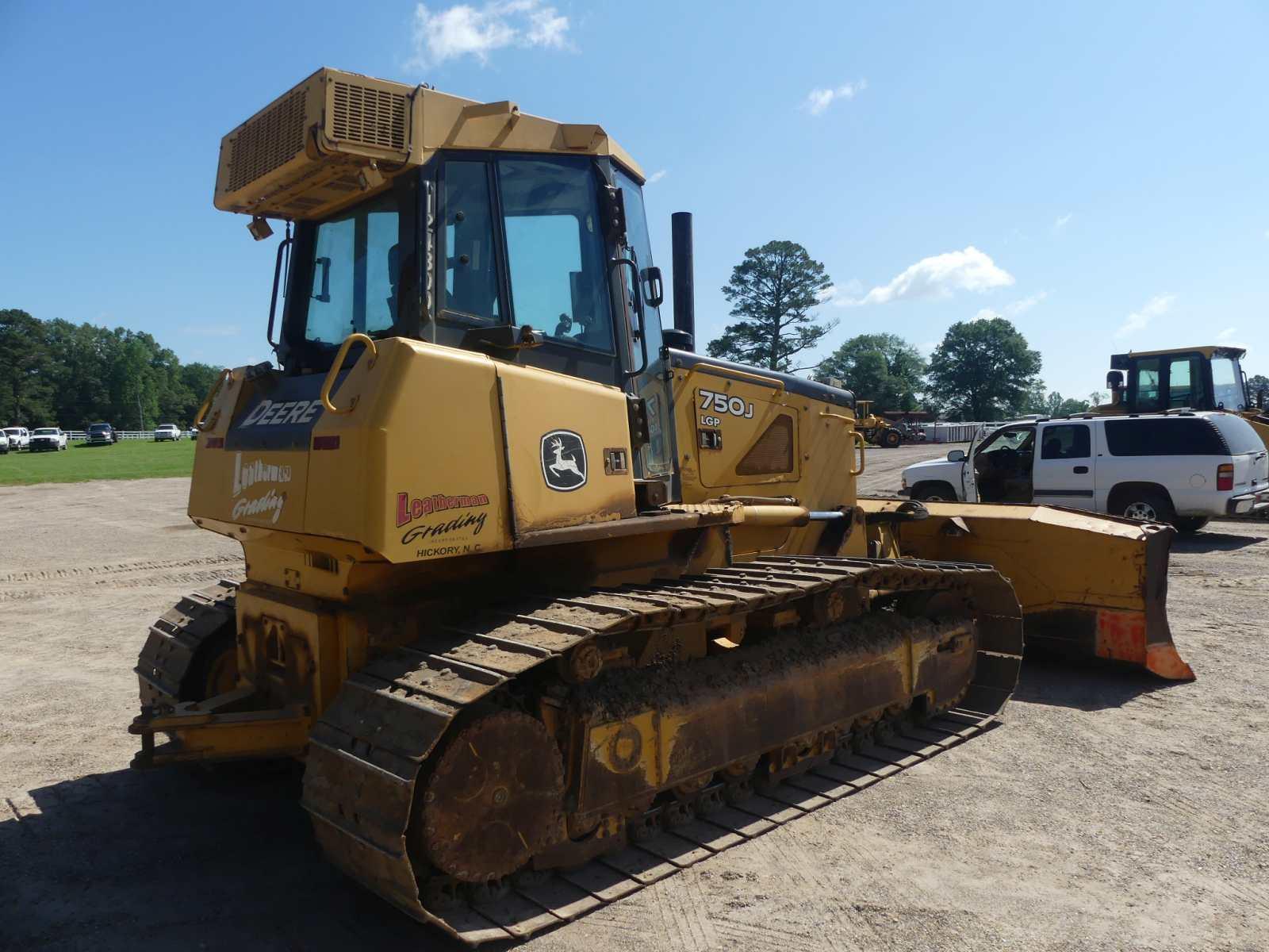 2006 John Deere 750J LGP Dozer, s/n T0750JX124300: Encl. Cab, 6-way Blade,