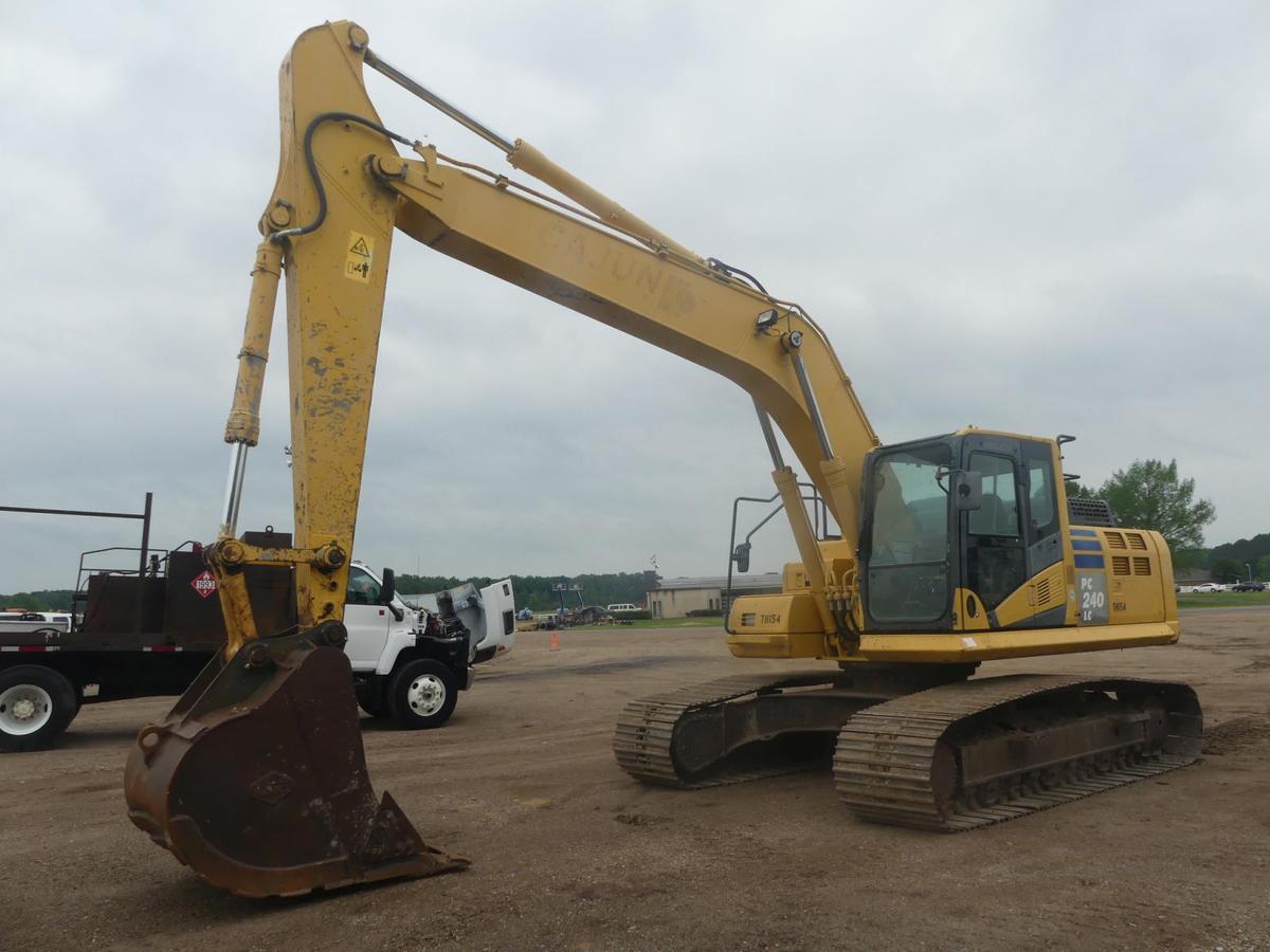 2015 Komatsu PC240LC-11 Excavator, s/n 95044: Encl. Cab, Meter Shows 10395