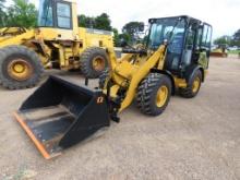 Cat 906M Rubber-tired Loader, s/n K5G02386: Cab, Forks & Bkt., Aux. Hydraul