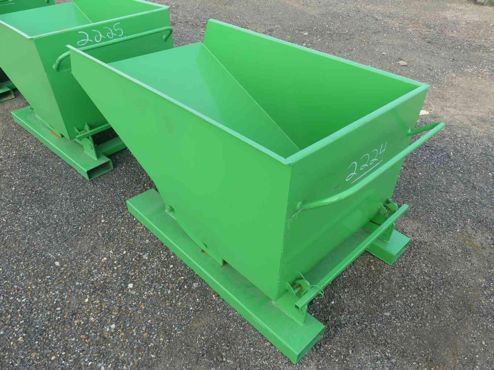 Self-dumping Hopper