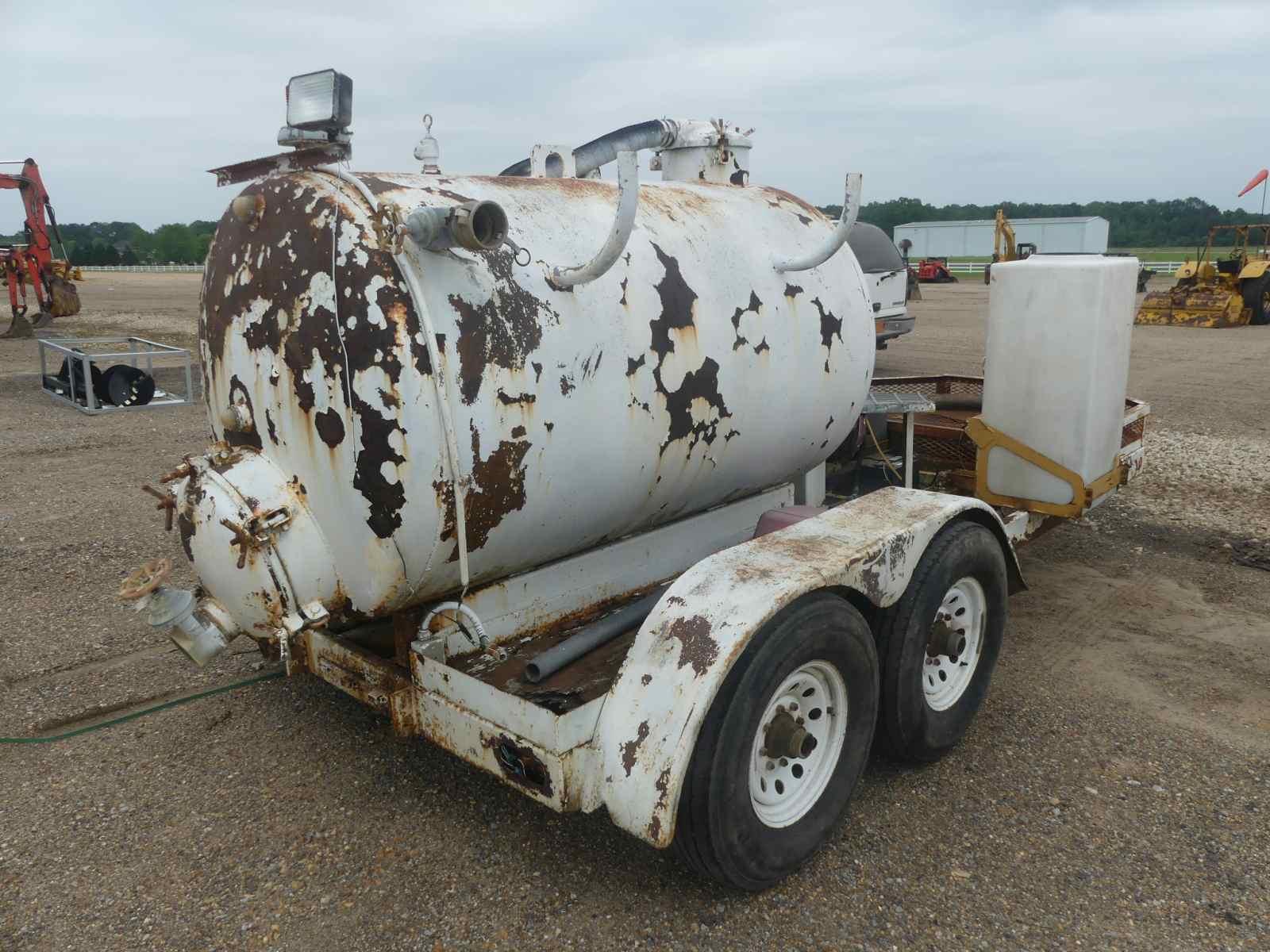 Vacuum Trailer: T/A, Gas Eng.