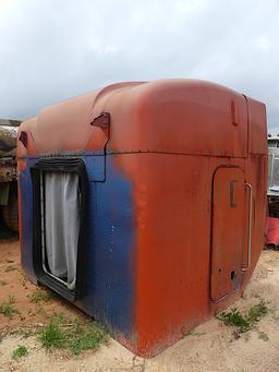Red Sleeper Cab
