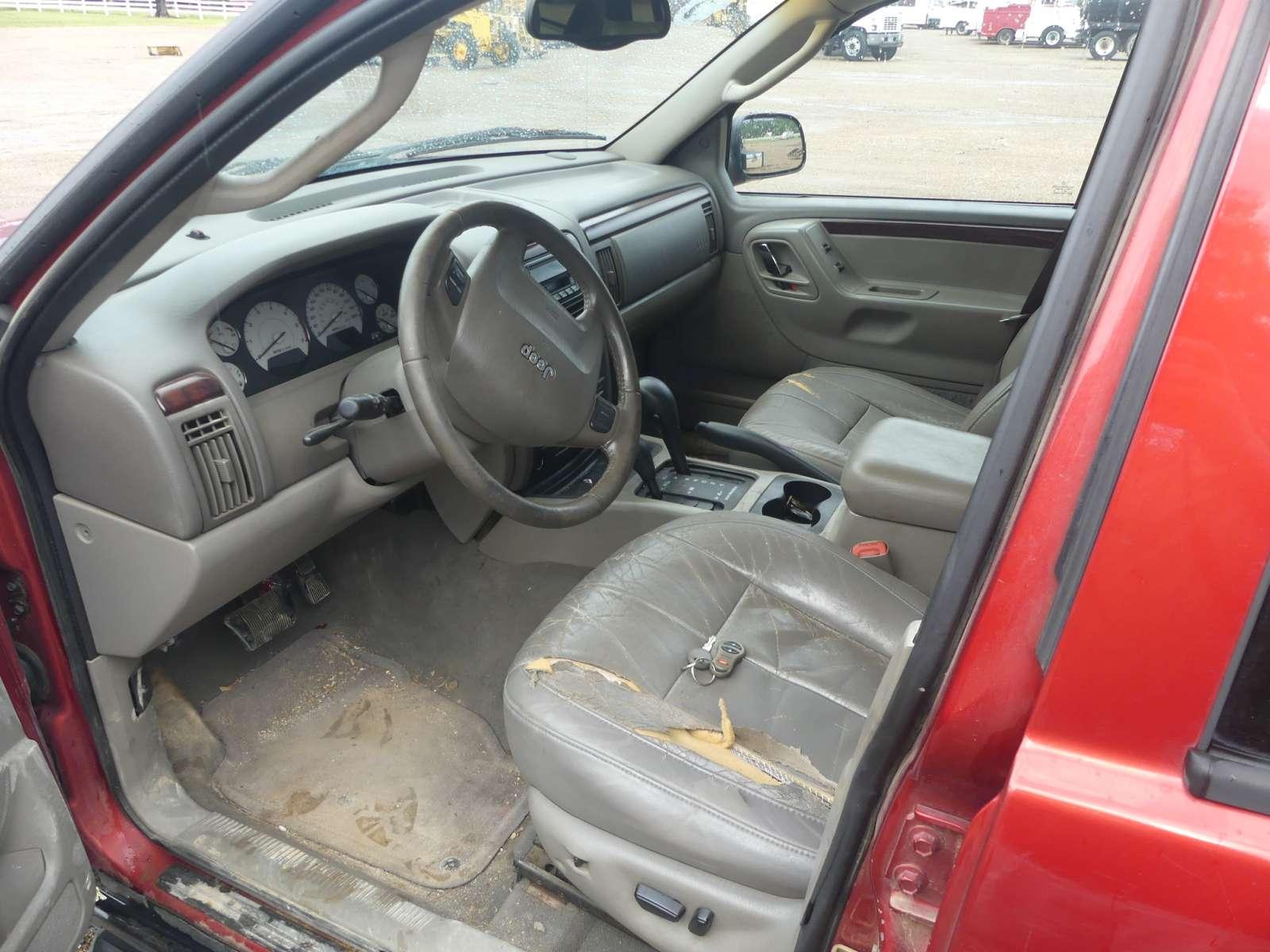 2004 Jeep Grand Cherokee 4WD, s/n 1J4GW58N94C148558 (Title Delay): 4-door,