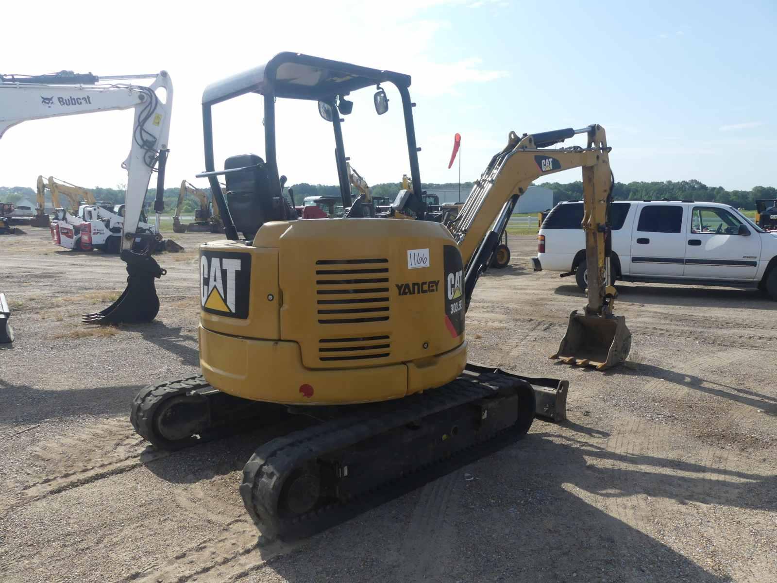 2017 Cat 303.5E2 Mini Excavator, s/n JWY03018: 4-post Canopy, Rubber Tracks
