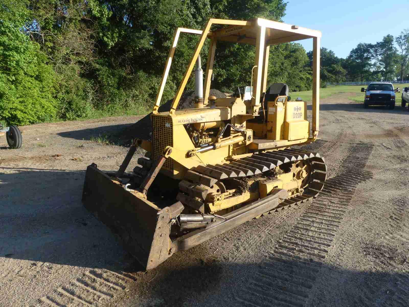 Komatsu D20P Dozer, s/n 50323: 4-post Canopy, 6-way Blade, Pyramid Tracks,
